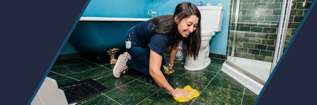 Cleaning-Bathroom-Floor | 5280 House Cleaning